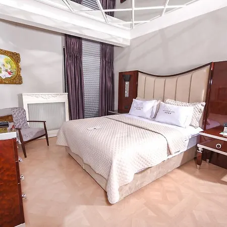 Sam My House 4*